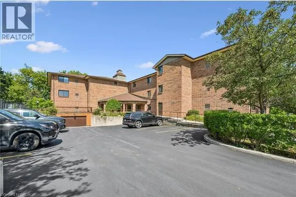 4 ALBERT Street Unit# 105