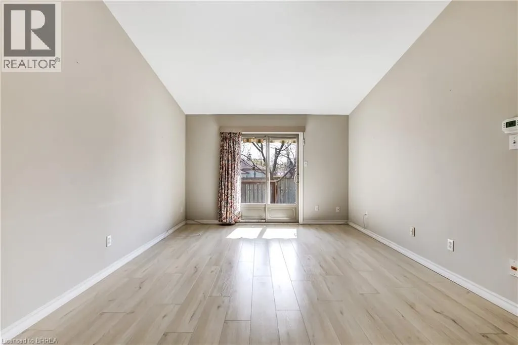19 HANLON Place Unit# 15 #15