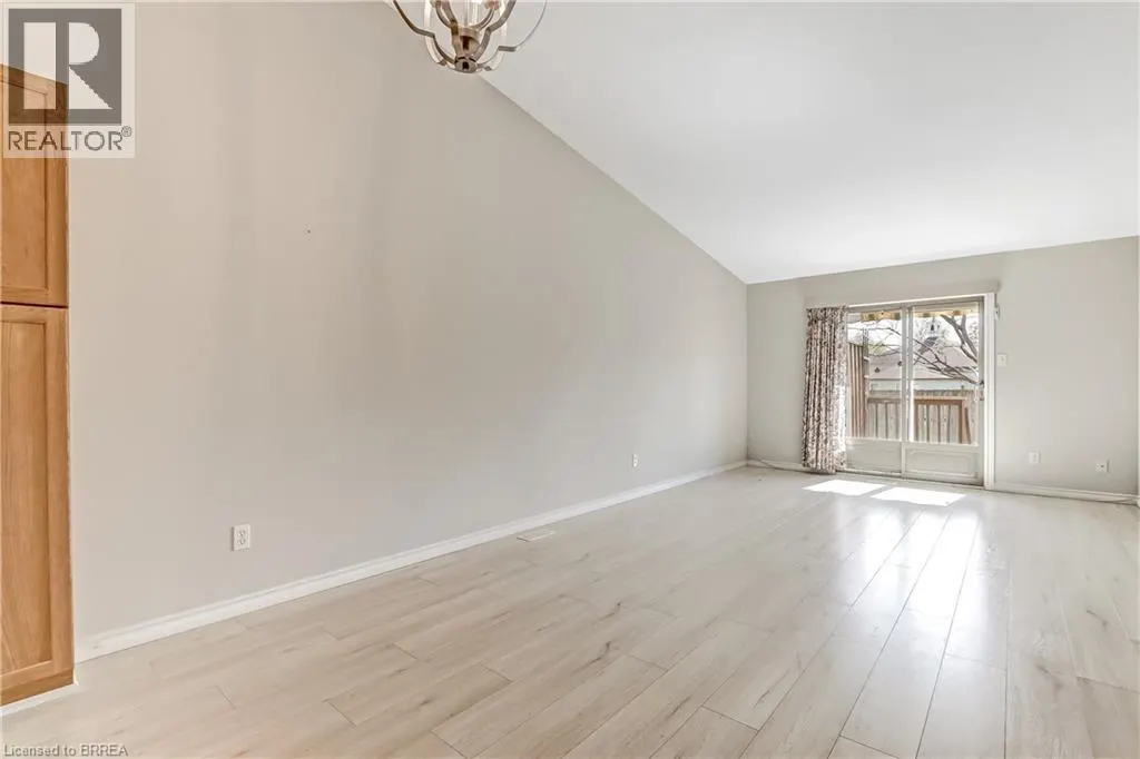 19 HANLON Place Unit# 15 #15