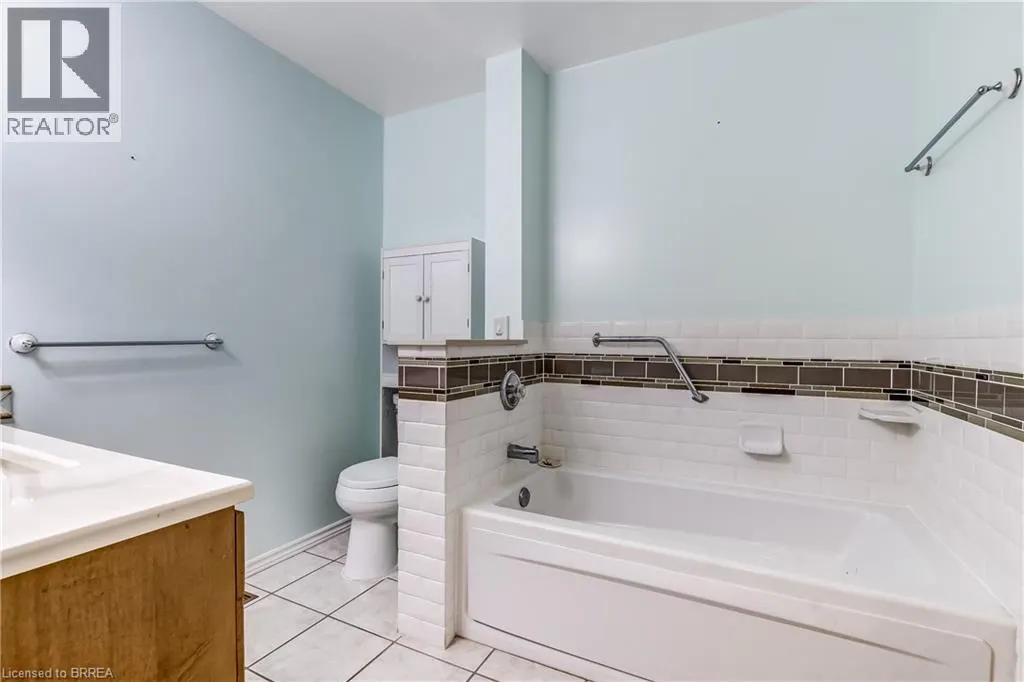 19 HANLON Place Unit# 15 #15