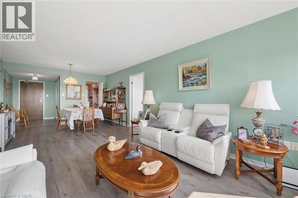 3227 KING Street E Unit# 1112 #1112