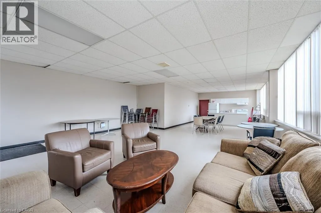 3227 KING Street E Unit# 1112 #1112