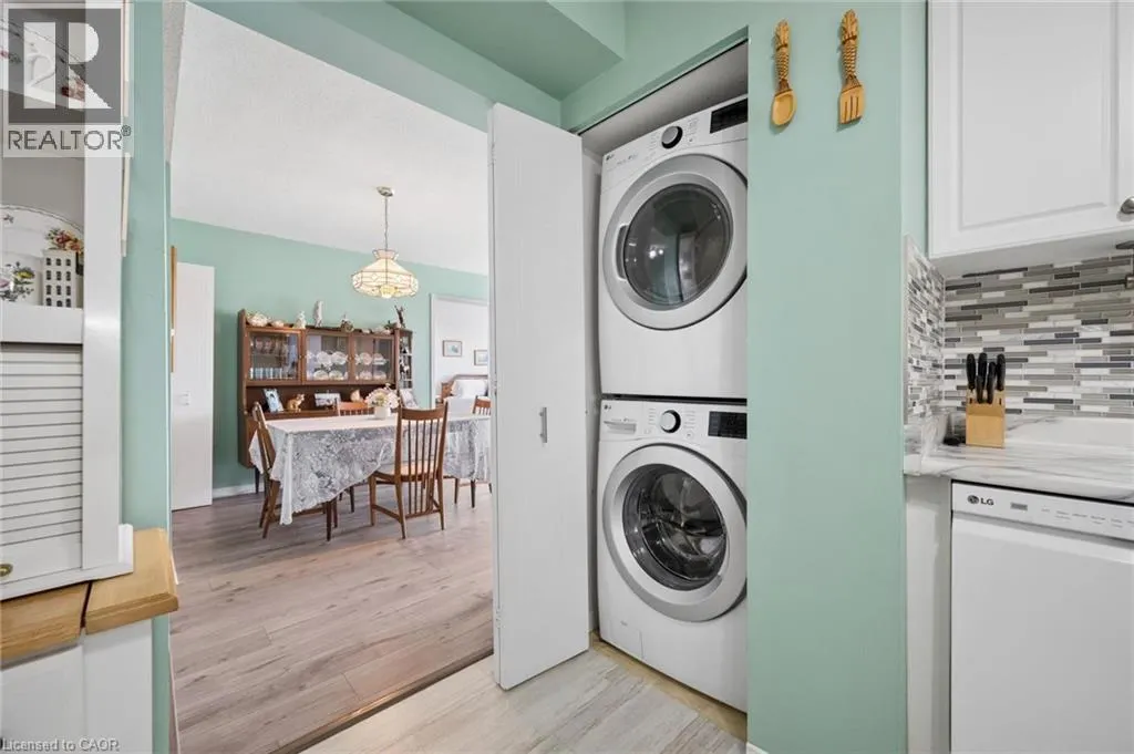 3227 KING Street E Unit# 1112 #1112