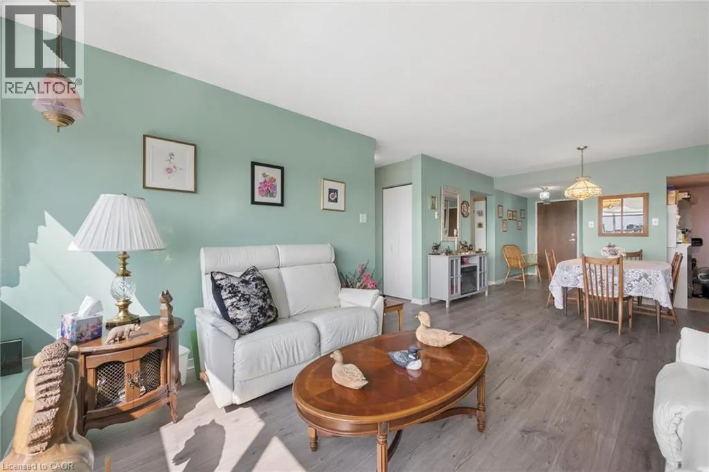 3227 KING Street E Unit# 1112 #1112