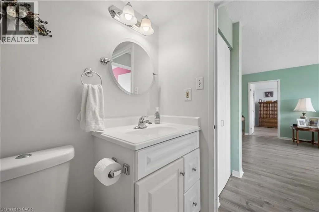 3227 KING Street E Unit# 1112 #1112