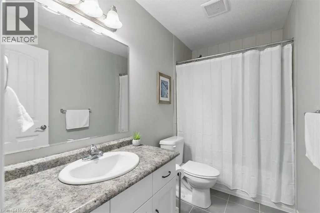 1453 DUNKIRK Avenue