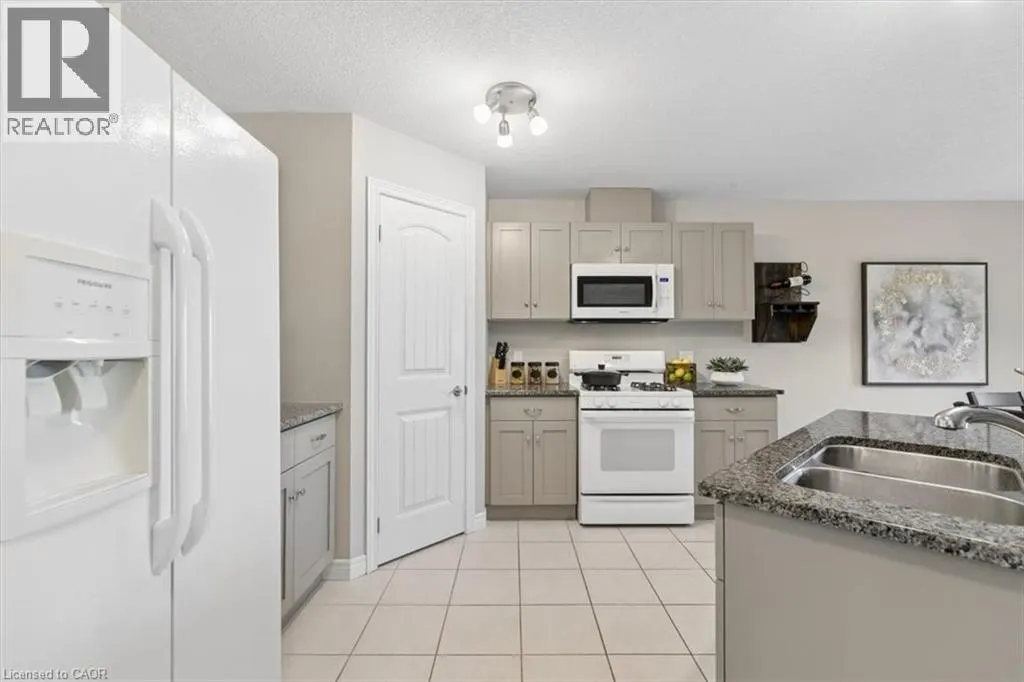 1453 DUNKIRK Avenue