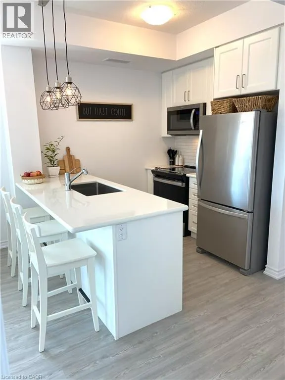 450 DUNDAS Street E Unit# 428 #428