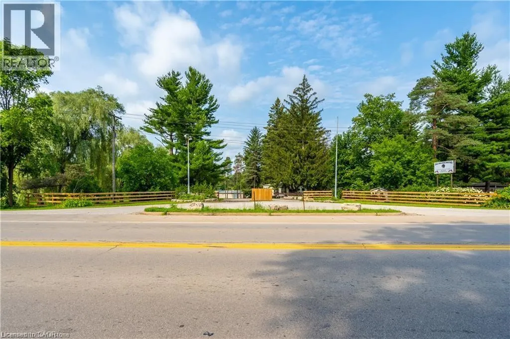 976 HWY 52