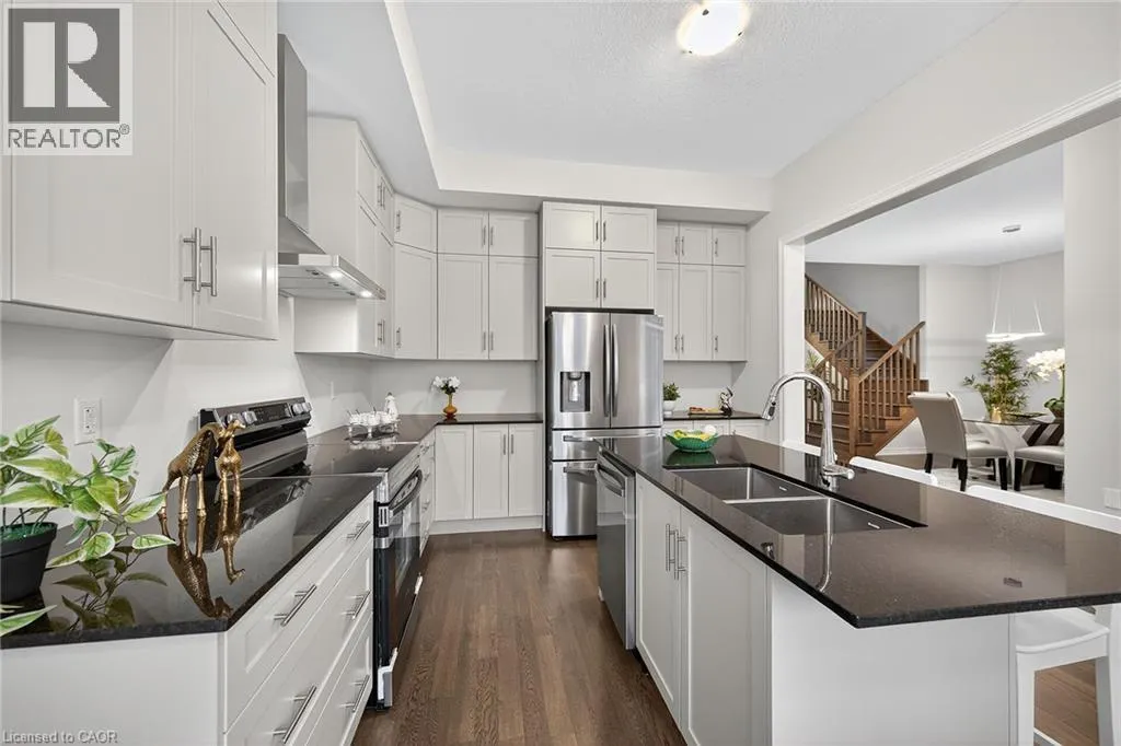 67 STARFIRE Crescent