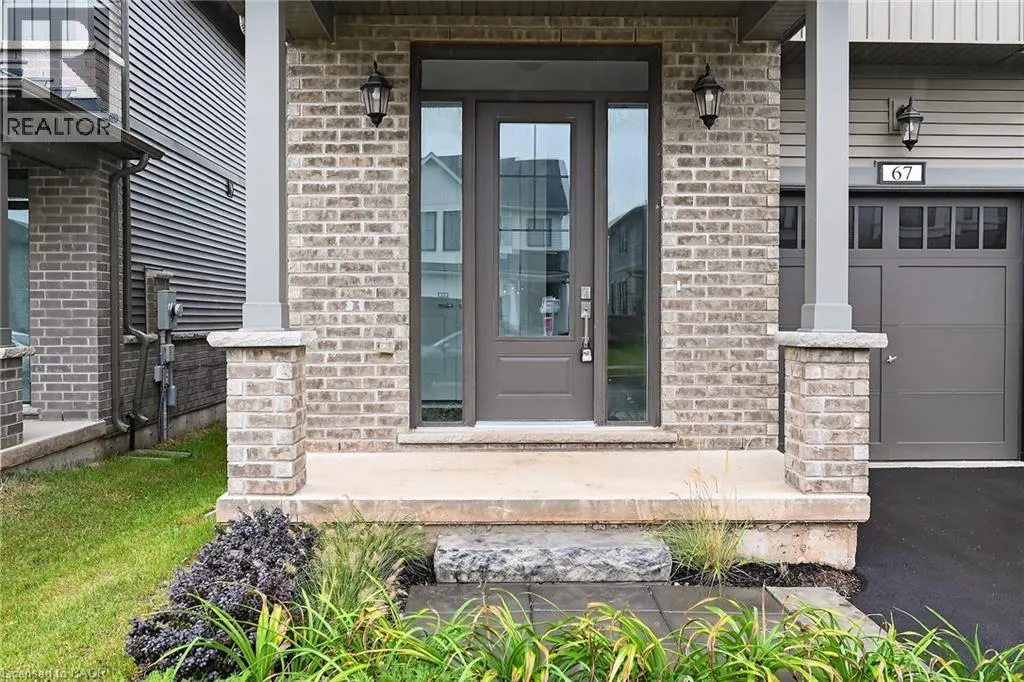 67 STARFIRE Crescent