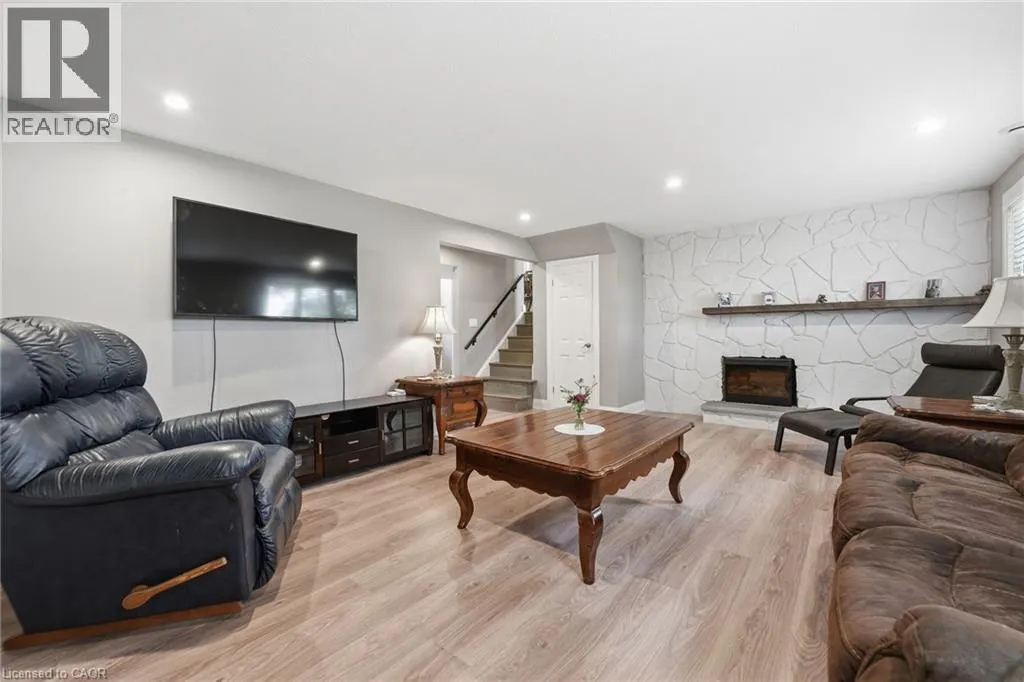 328 MCNEILLY Road