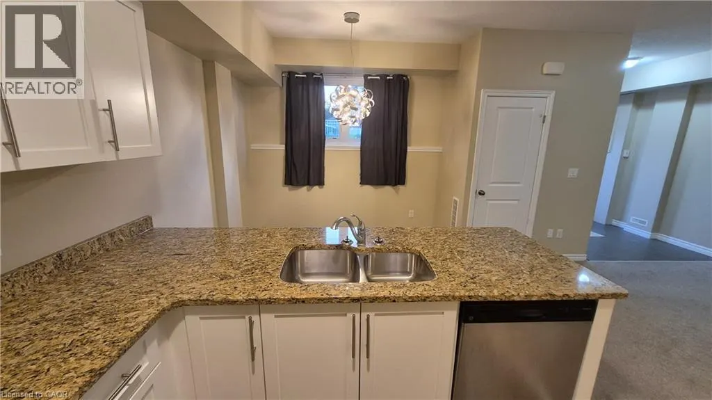 225 RIDDELL Street Unit# 22 #22