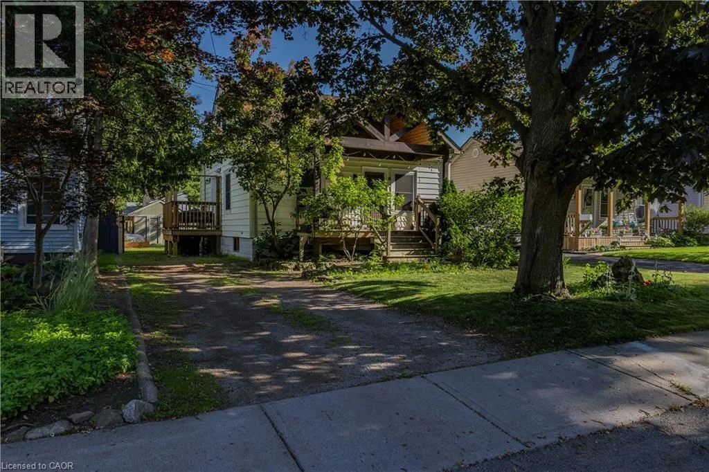 15 SPENCER Avenue