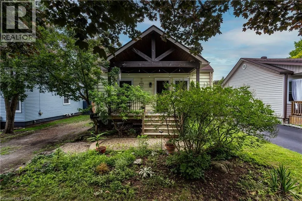 15 SPENCER Avenue