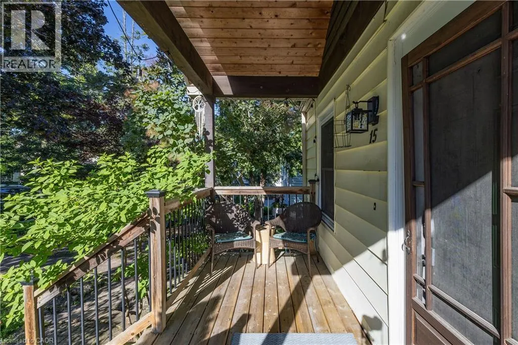 15 SPENCER Avenue