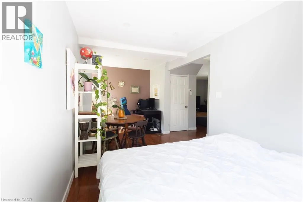 15 SPENCER Avenue
