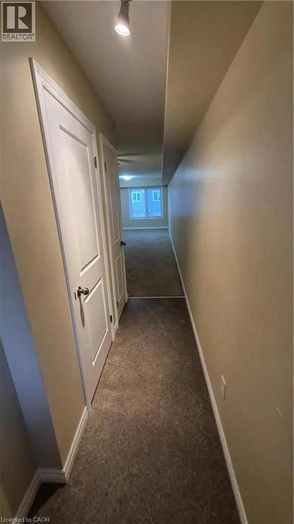 225 RIDDELL Street Unit# 5 #5