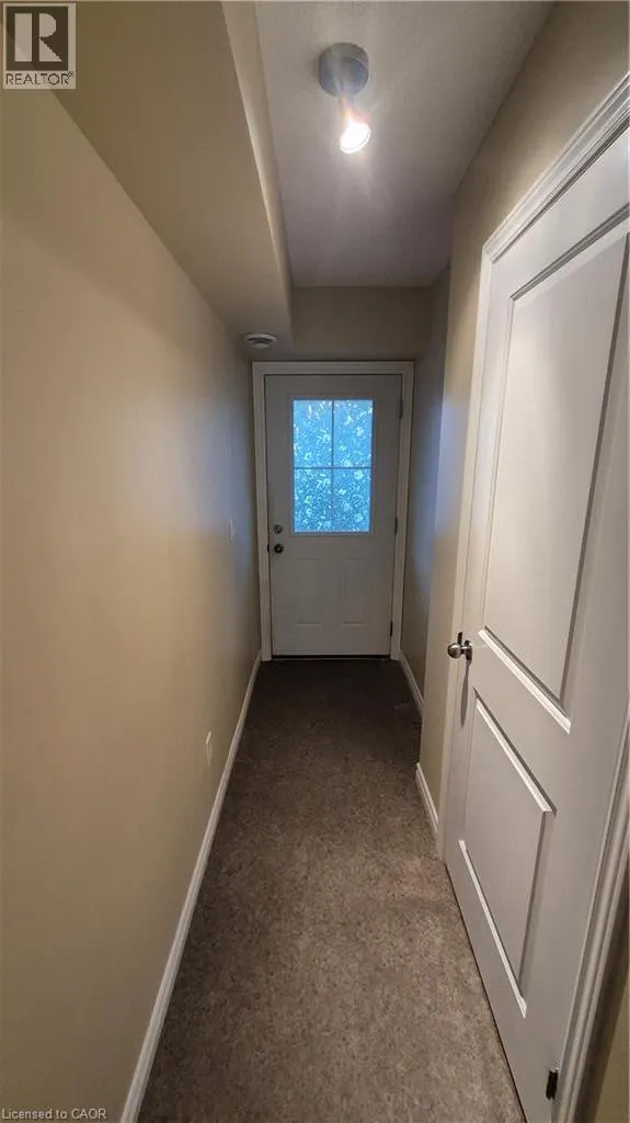 225 RIDDELL Street Unit# 5 #5