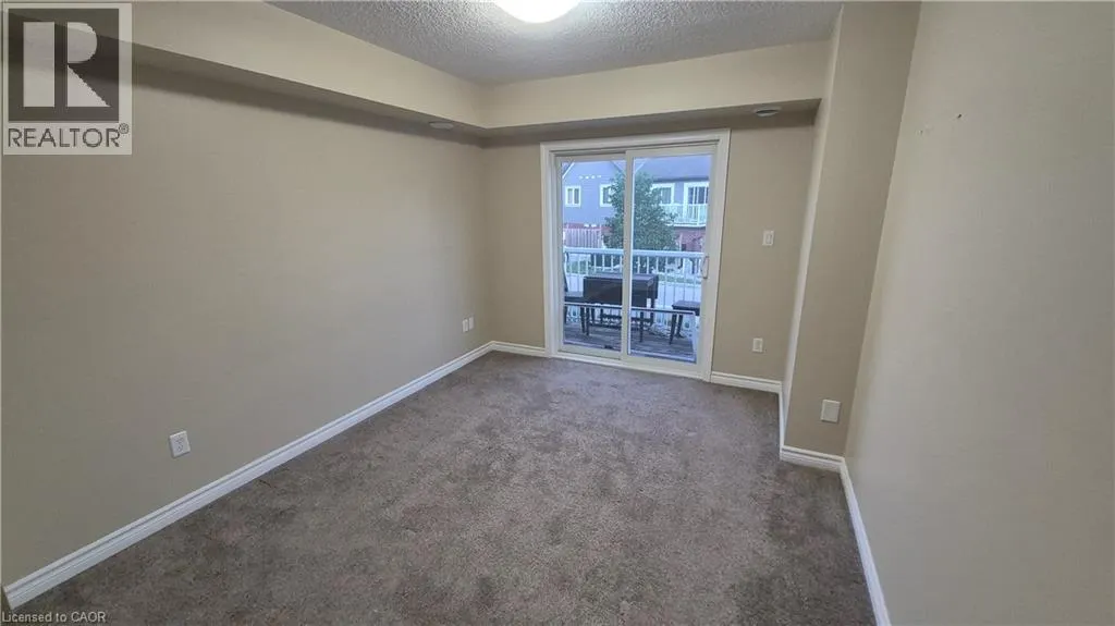 225 RIDDELL Street Unit# 5 #5