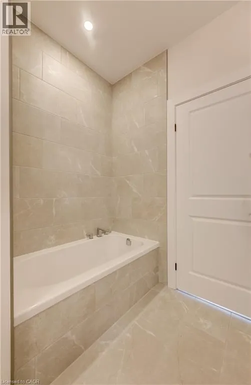 12 WASHINGTON Street Unit# 202 #202