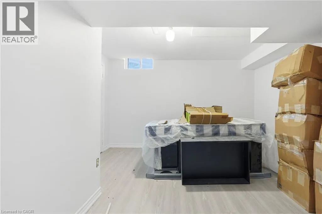 55 WOODSIDE Square