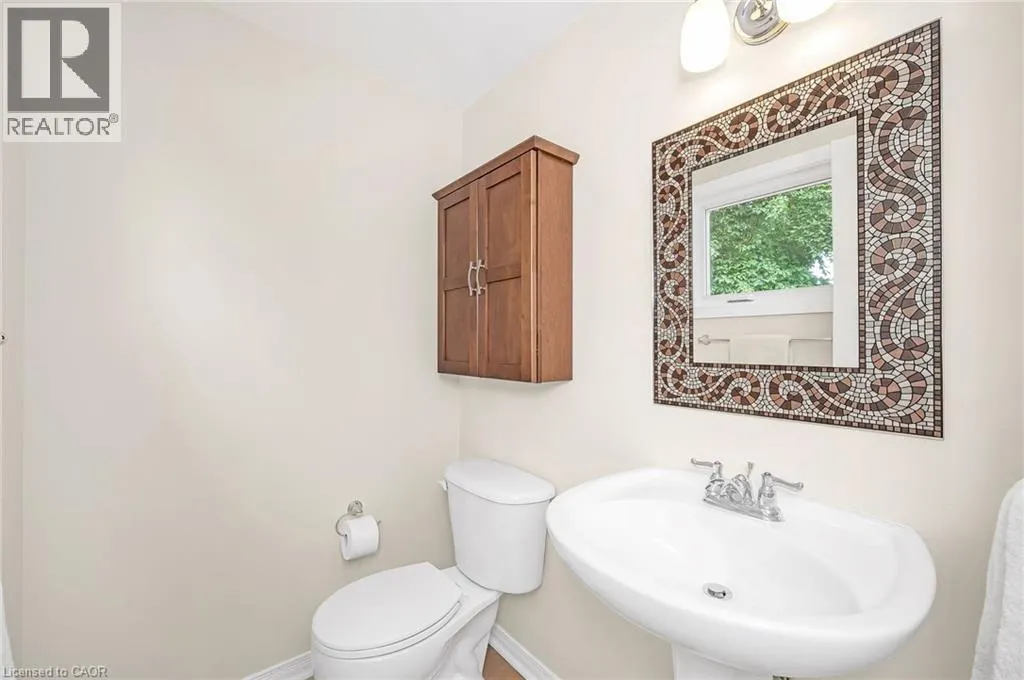 285 SURREY Drive