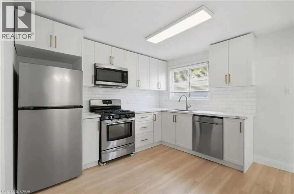 3 PRIDEAUX Street