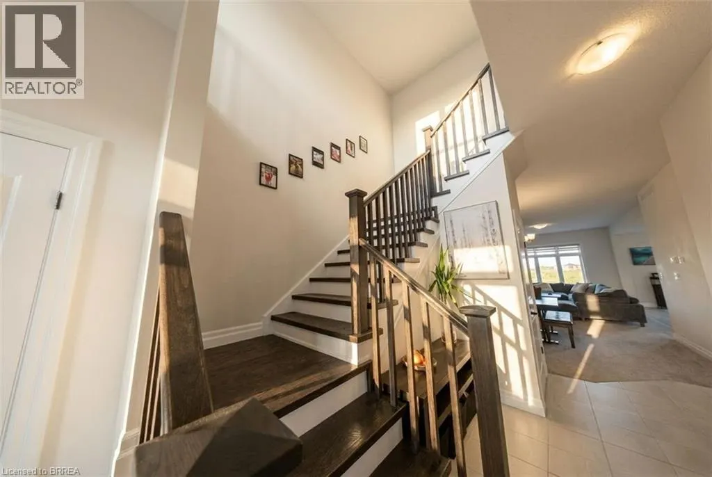 185 SAVANNAH RIDGE Drive
