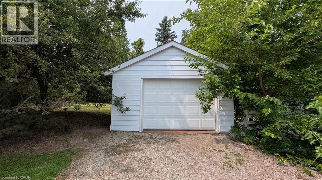 127 BRANT Road