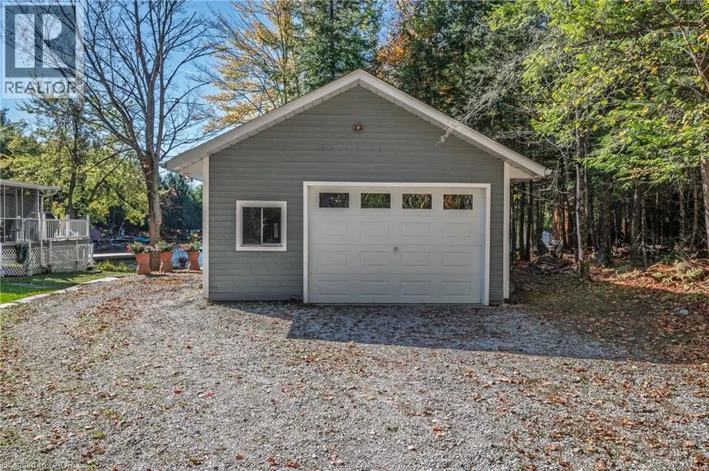 1012 ARMSTRONG Road