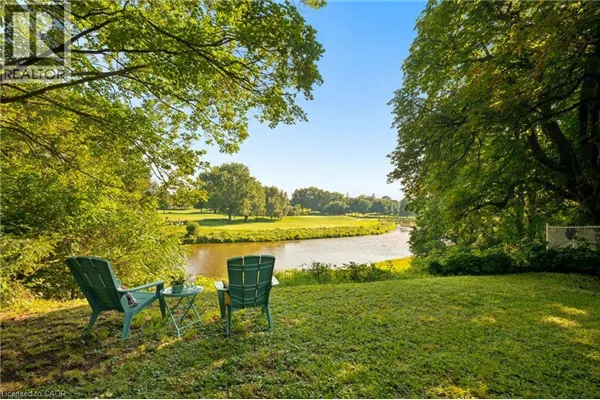 48 MISTY RIVER Drive