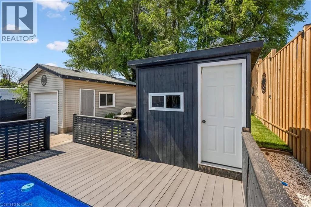 976 GUELPH Street