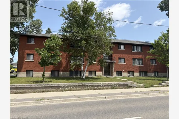 368 WEBER Street W