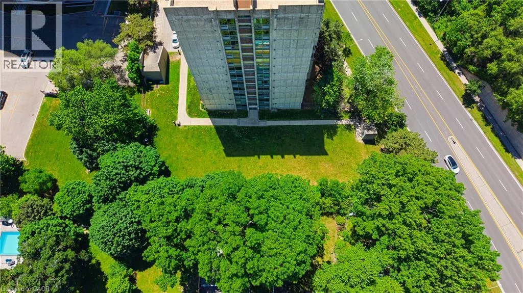 20 SPEERS Road Unit# 304 #304
