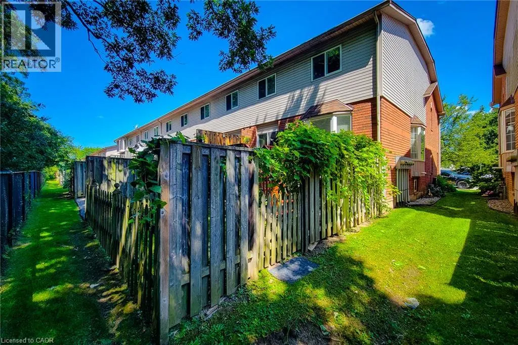 171 HIGHBURY Drive Unit# 13 #13