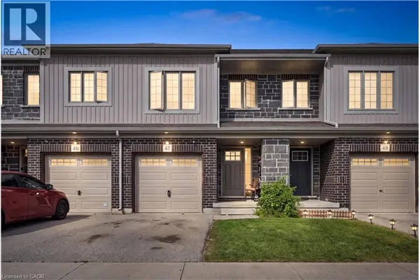 135 HARDCASTLE Drive Unit# 47