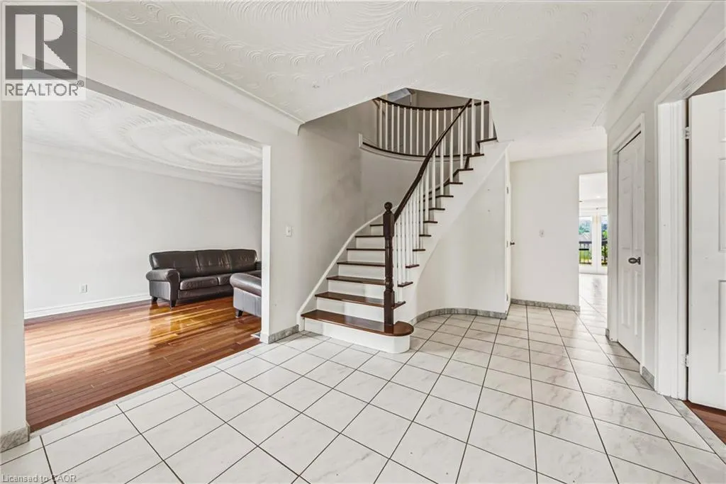 21 MOSS Boulevard