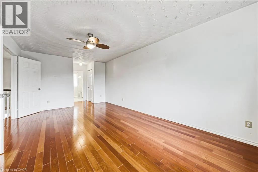 21 MOSS Boulevard