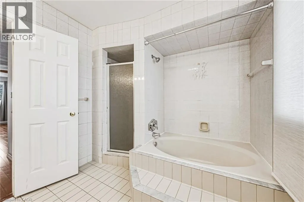 21 MOSS Boulevard