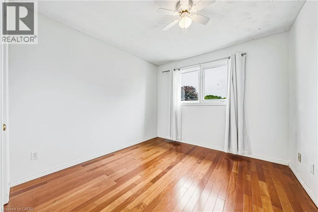 21 MOSS Boulevard