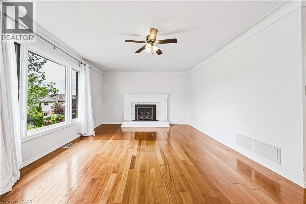 21 MOSS Boulevard