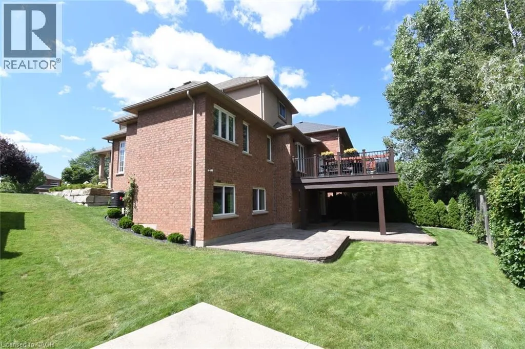 71 NAOMI Court