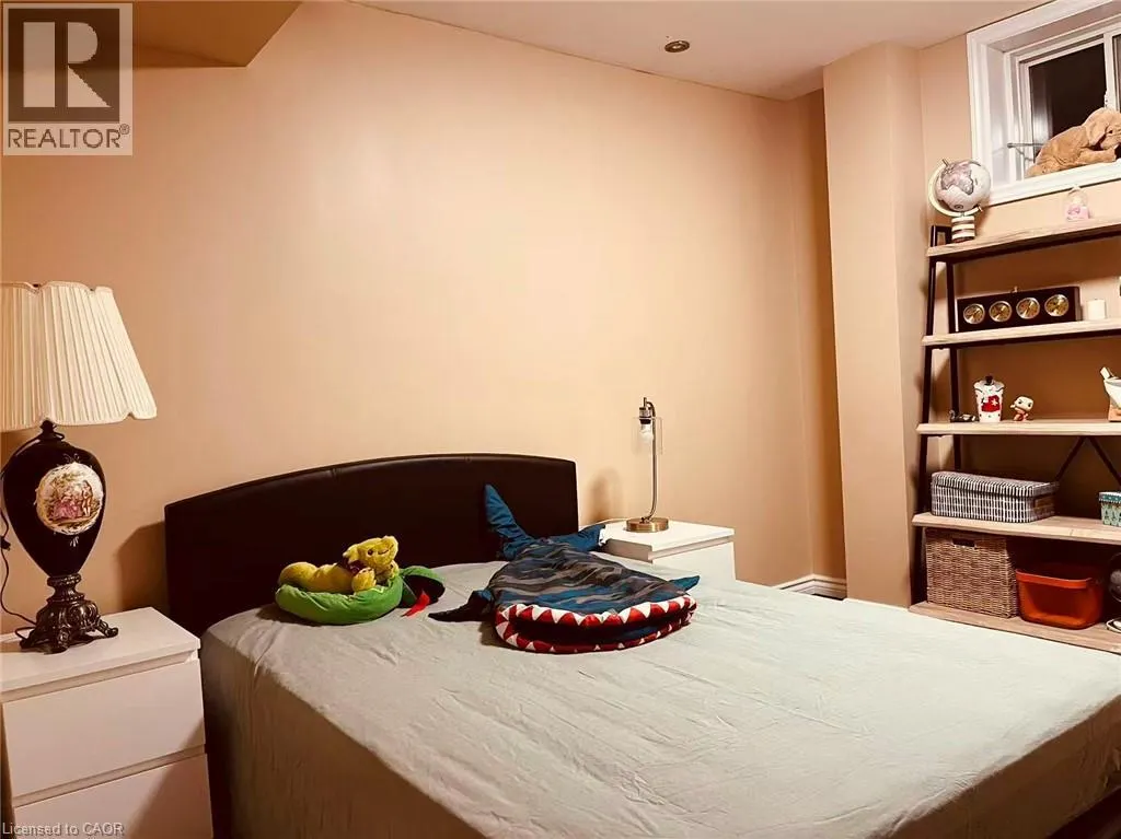 88 LOWINGER Avenue Unit# basement #basement