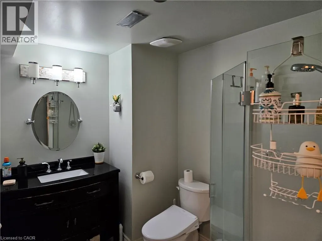 88 LOWINGER Avenue Unit# basement #basement