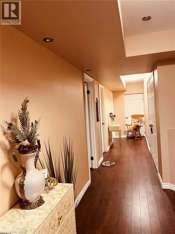 88 LOWINGER Avenue Unit# basement #basement