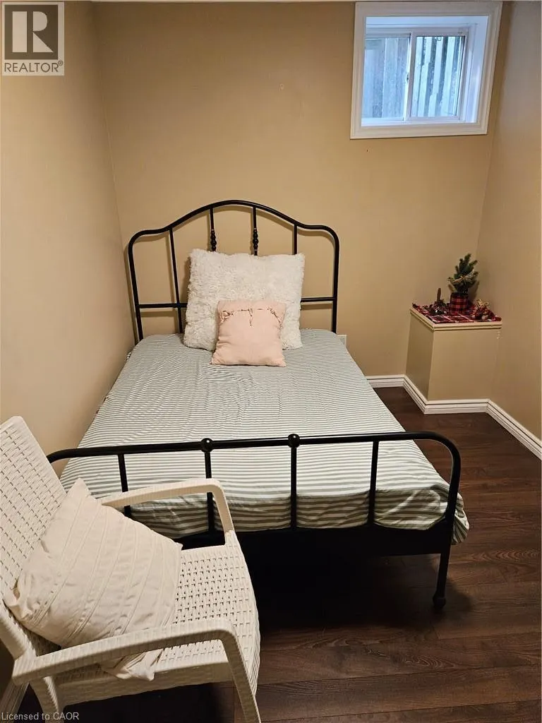 88 LOWINGER Avenue Unit# basement #basement