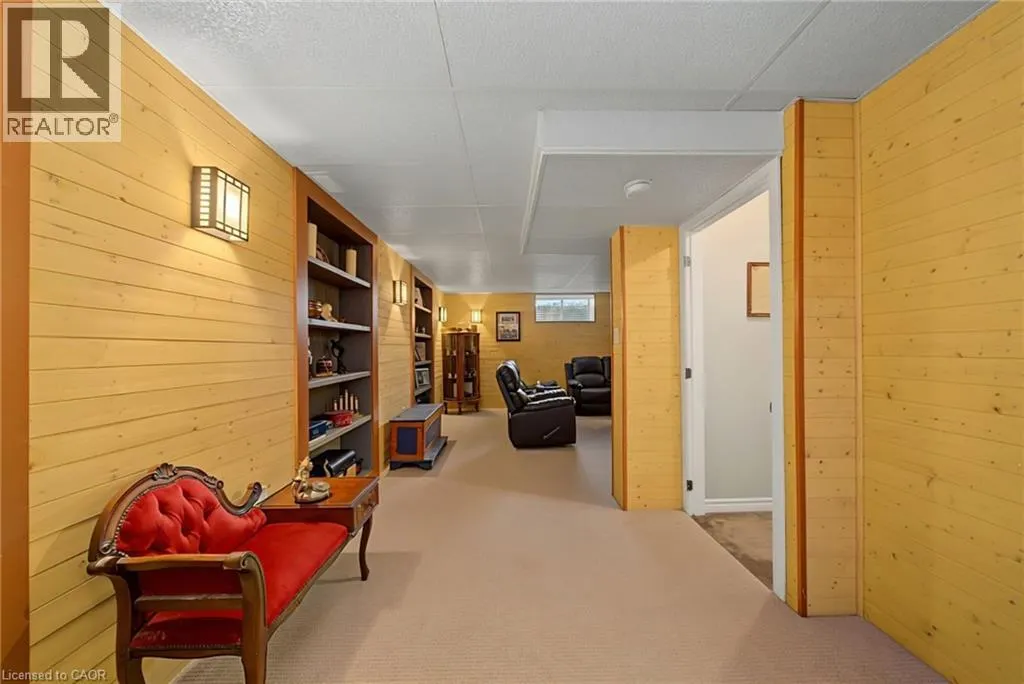 3913 PRIMROSE Lane