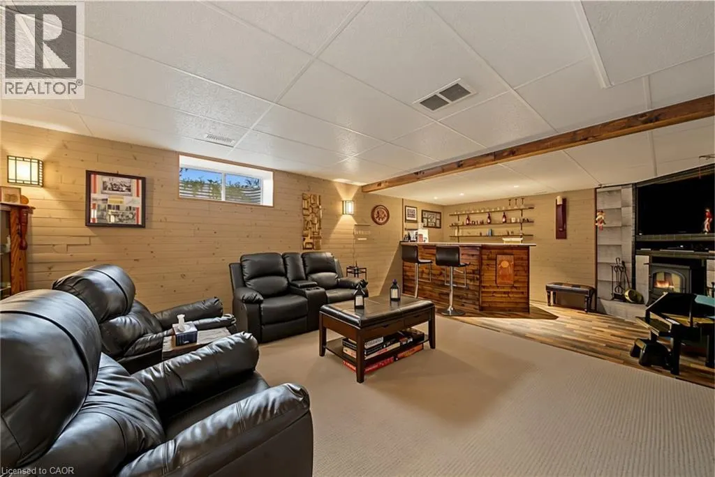 3913 PRIMROSE Lane