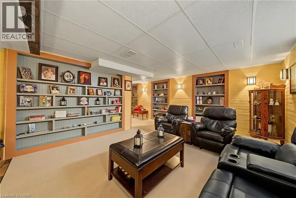 3913 PRIMROSE Lane